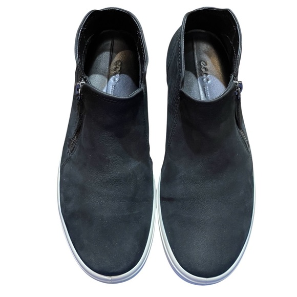 ECCO SOFT NUBUCK LOW ZIP SNEAKER BOOTIES SZ 8-8.5/39 EUC - Picture 10 of 10